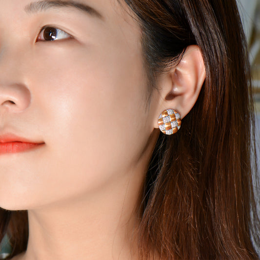 18K Gold Diamond Personality Fashion Braided Brushed Craft Earrings